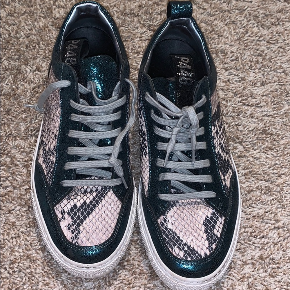 Snake skin & Crackled Leather Low-Top Sneakers